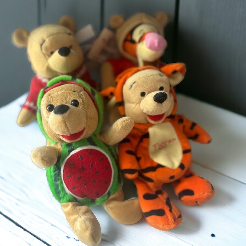 Vintage Disney Winnie the Pooh & Tigger Small Beanie Plush in costumes Lot of 4